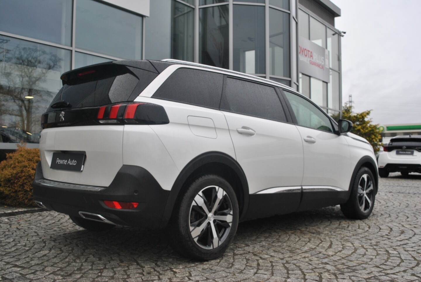 Peugeot 5008